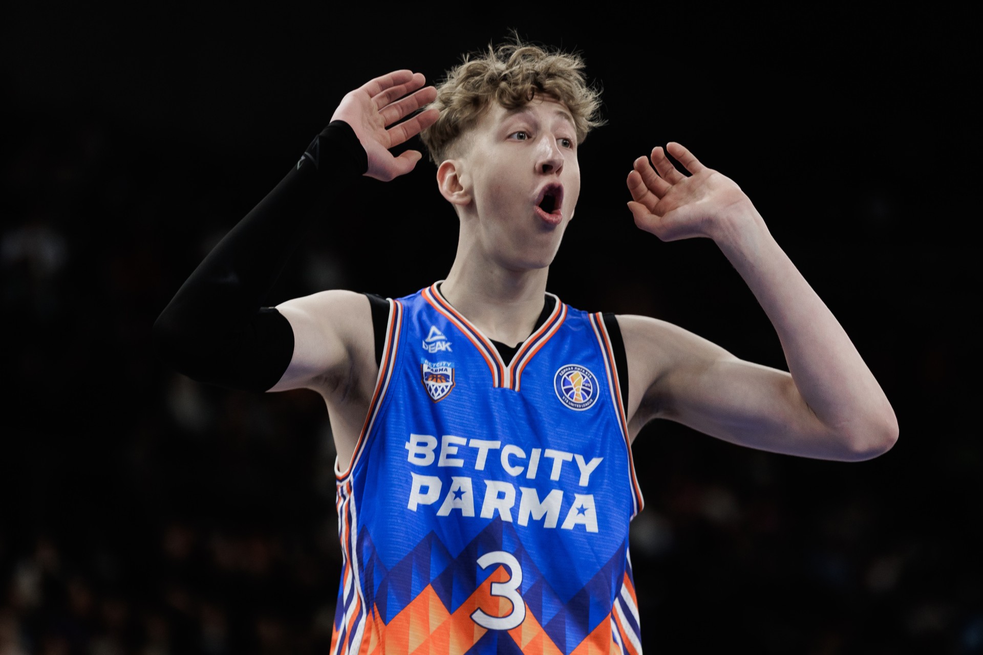 Открываем продажи на домашние матчи декабря — лучшее время, чтобы занять любимое место на арене!