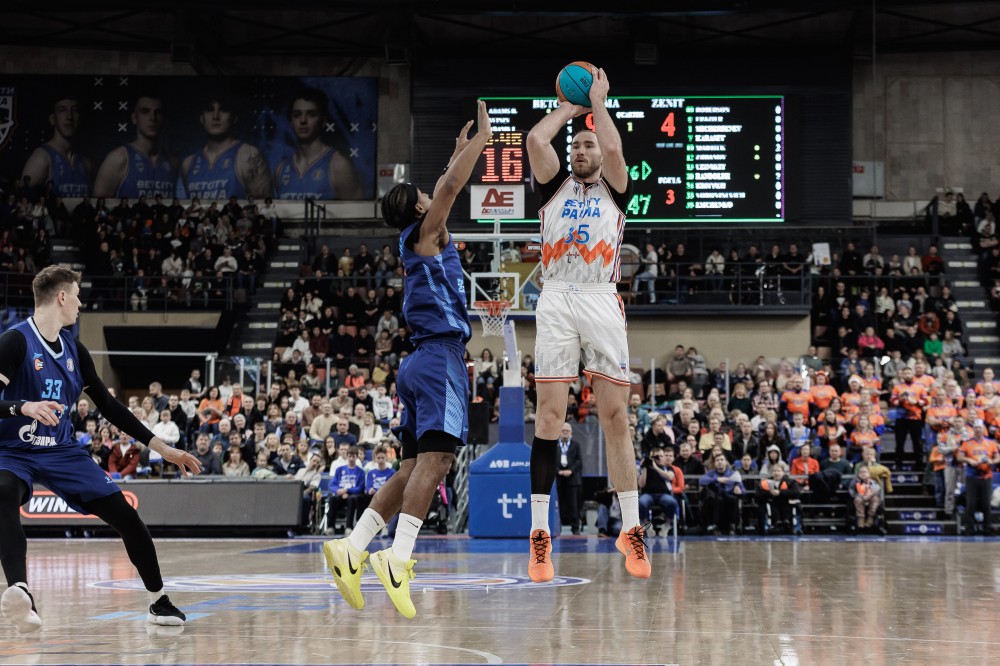 Завершили первый матч 2026-го года с гостями из Питера